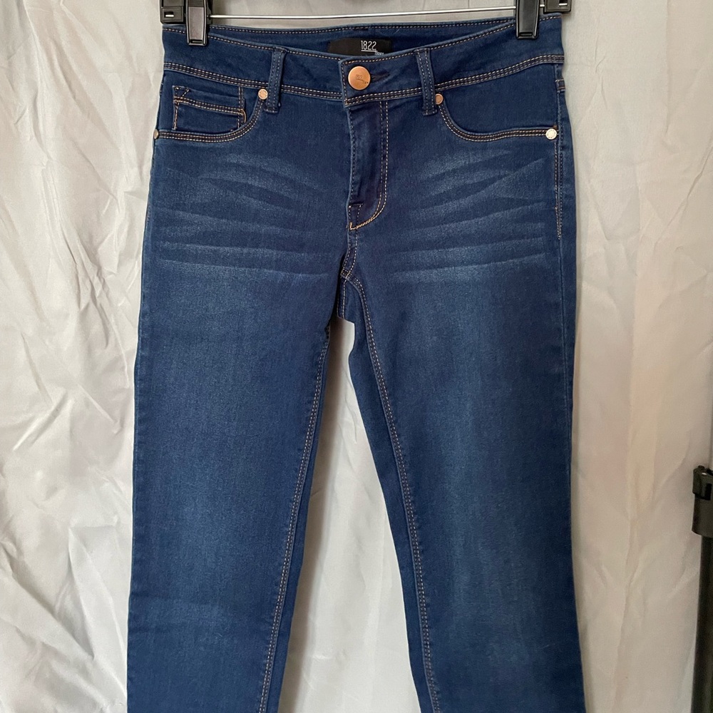 1822 Butter Skinny Jeans